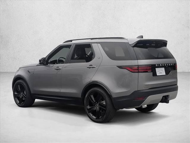 Used 2025 Land Rover Discovery S AWD/4WD image 9