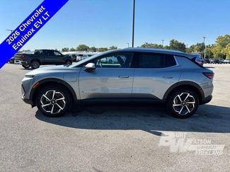 New 2026 Chevrolet Equinox EV LT video 3