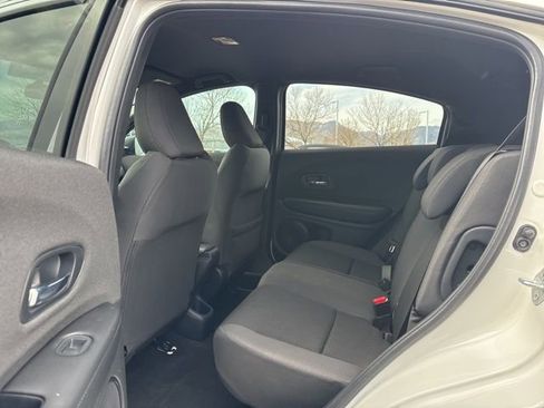 Certified 2022 Honda HR-V Sport image 13