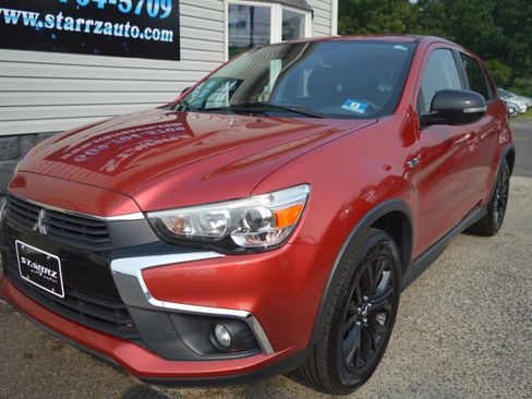 Used 2017 Mitsubishi Outlander Sport ES AWD/4WD image 1