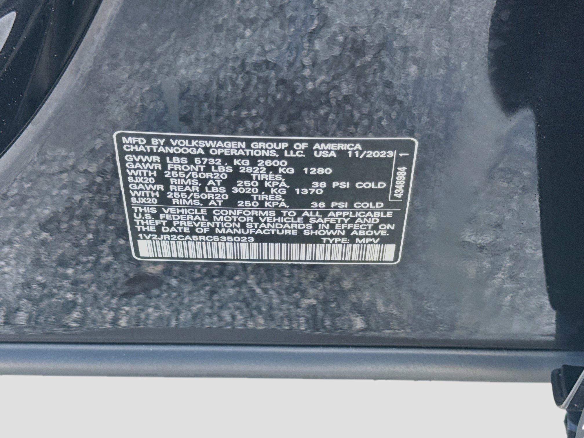 Certified 2024 Volkswagen Atlas SE FWD image 37