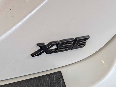 Used 2019 Toyota Camry XSE image 12