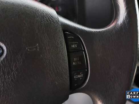 Used 2018 Ford E-350 and Econoline 350 Super Duty image 23