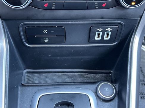 Used 2021 Ford EcoSport SE w/ SE Convenience Package image 8