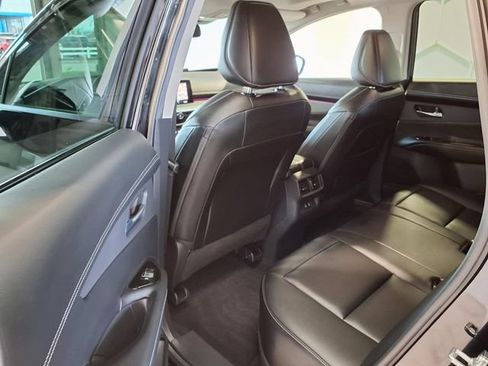Used 2025 Nissan Murano SL AWD/4WD image 18