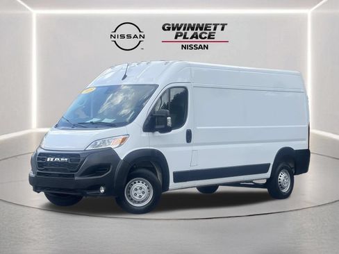 Used 2025 RAM ProMaster 2500 w/ Convenience Group FWD image 1