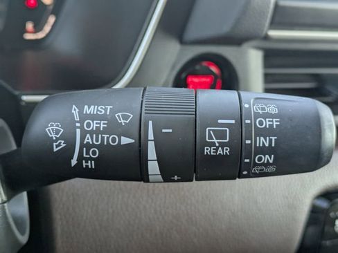 Used 2024 Honda Pilot Elite image 34