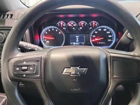 Used 2019 Chevrolet Silverado 1500 Custom Trail Boss w/ Custom Convenience Package image 14