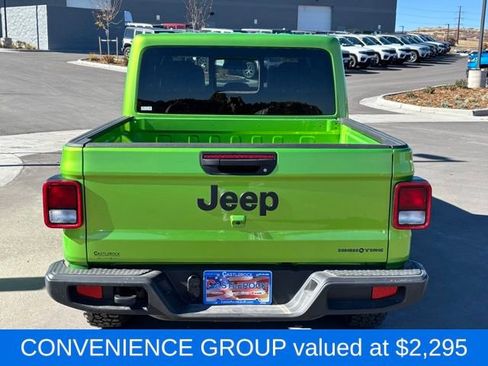 Certified 2025 Jeep Gladiator High Tide image 4