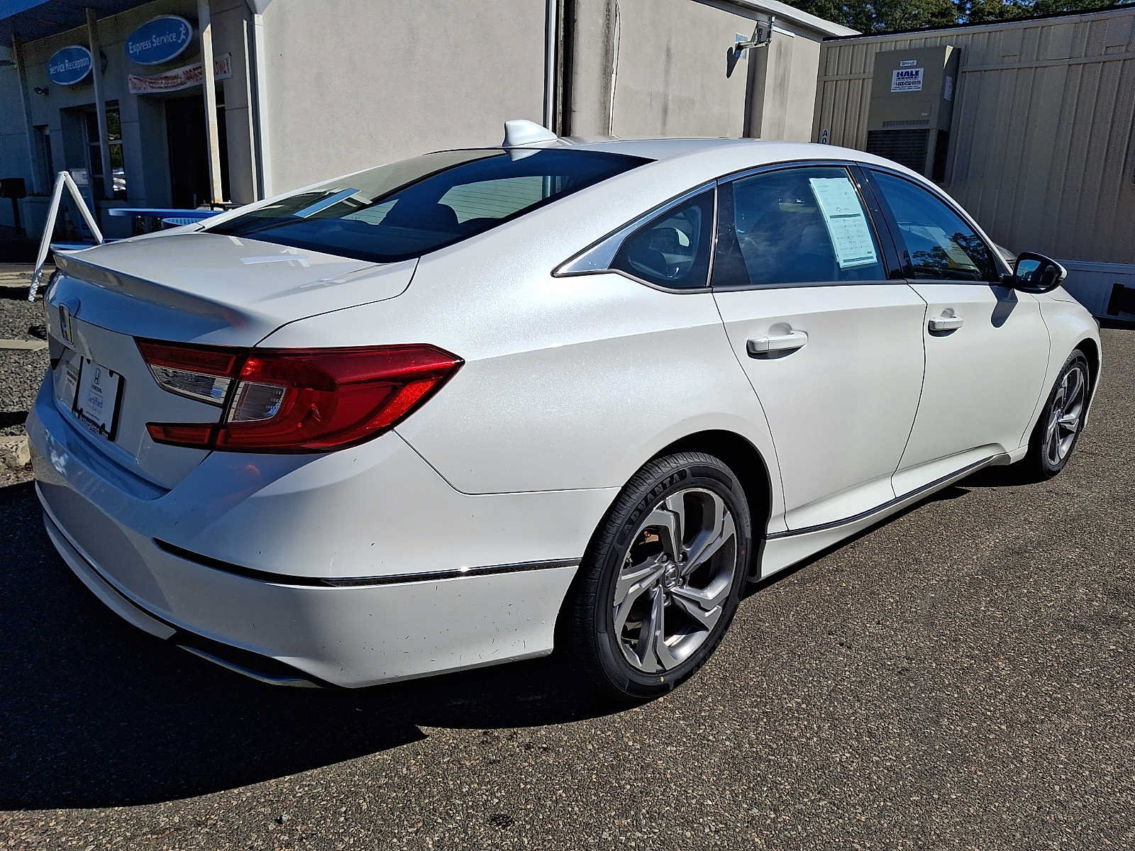 Certified 2018 Honda Accord EX-L image 6