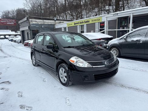 Used 2009 Nissan Versa 1.8 S w/ PWR Pkg image 3