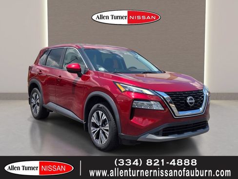 Used 2022 Nissan Rogue SV FWD image 1