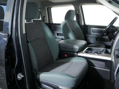 Used 2017 RAM 1500 Big Horn AWD/4WD image 11