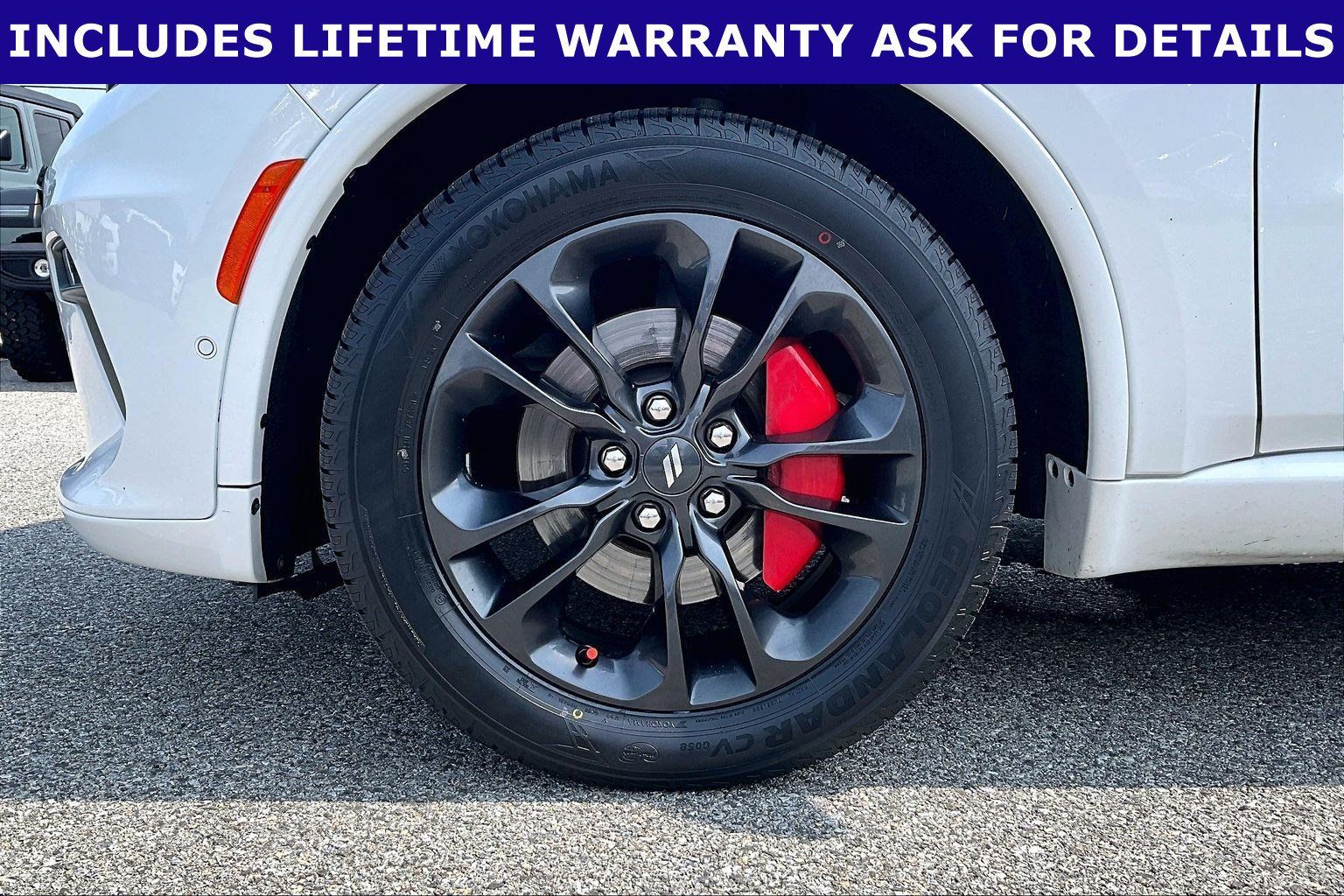 Used 2021 Dodge Durango R/T w/ Blacktop Package AWD/4WD image 8