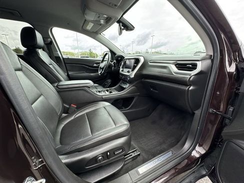 Used 2020 GMC Acadia SLT w/ Premium Package FWD image 28