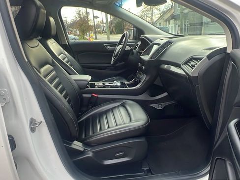 Used 2020 Ford Edge SEL w/ Convenience Package image 31