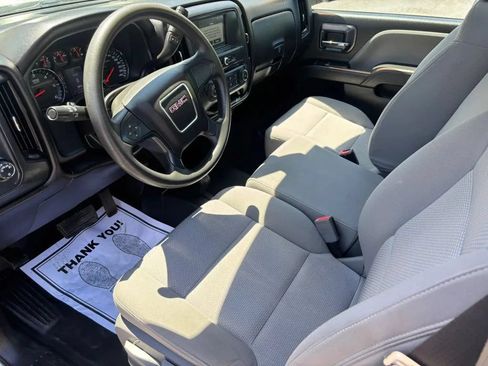 Used 2018 GMC Sierra 1500 4x4 Regular Cab w/ Sierra Convenience Package image 2