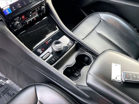 Used 2024 Jeep Grand Cherokee Limited 4xe image 16