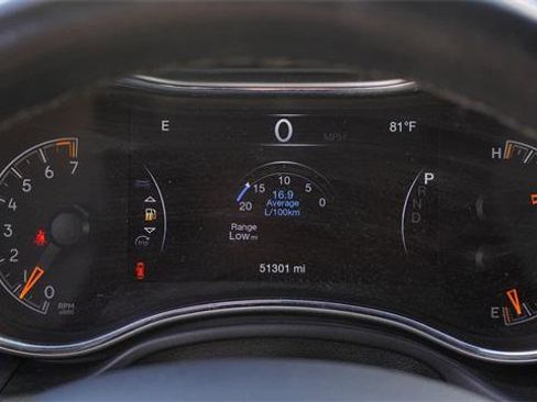 Certified 2021 Jeep Grand Cherokee Laredo image 31