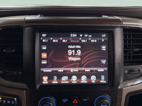 Used 2014 RAM 1500 Laramie w/ Convenience Group RWD image 25