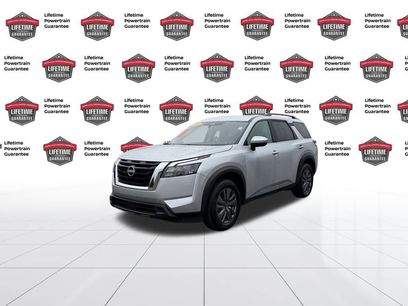 Certified 2024 Nissan Pathfinder SV