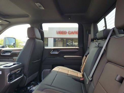 New 2026 GMC Sierra 2500 Denali AWD/4WD image 10