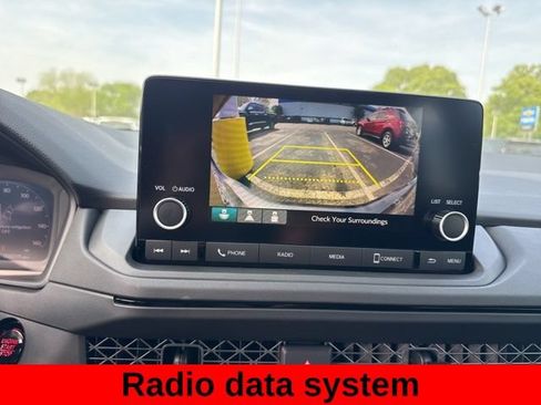 Used 2025 Honda Accord LX image 11
