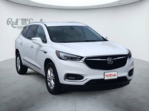 Used 2018 Buick Enclave Essence FWD image 13