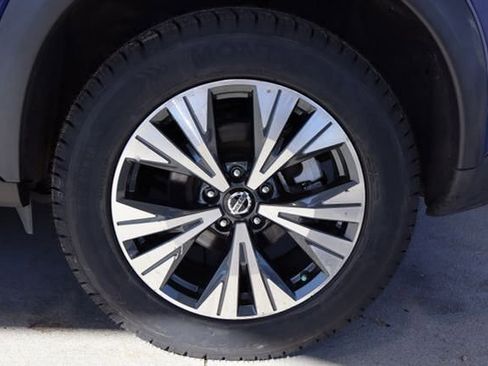 Used 2021 Nissan Rogue SV FWD image 42