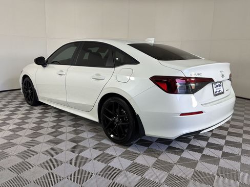 Used 2025 Honda Civic FWD Hybrid Sedan image 3
