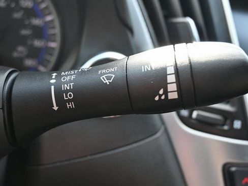 Used 2018 INFINITI Q60 3.0t Luxe image 33