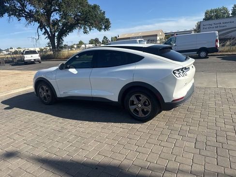 Used 2022 Ford Mustang Mach-E Select image 3