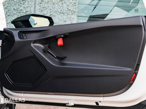 Used 2023 Lamborghini Huracan Sterrato image 35