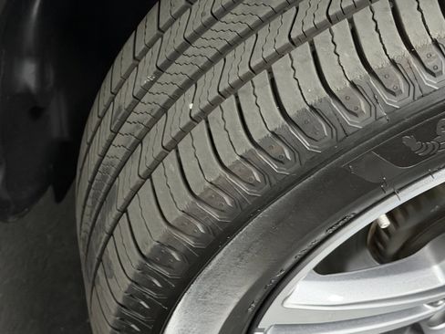 Certified 2022 Mercedes-Benz GLC 300 image 19