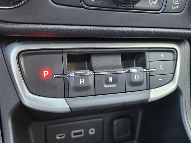 Used 2024 GMC Terrain SLE w/ Driver Convenience Package FWD image 13