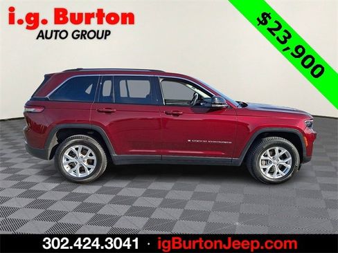 Used 2023 Jeep Grand Cherokee Limited image 7