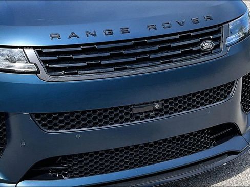 Used 2025 Land Rover Range Rover Sport SV Edition Two image 11