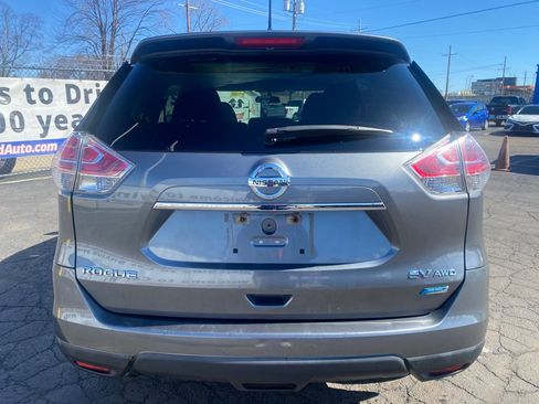Used 2014 Nissan Rogue SL image 3