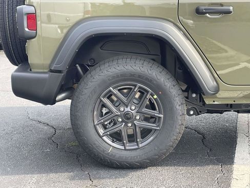 New 2025 Jeep Wrangler Sport S image 37