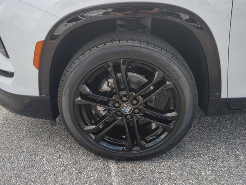 Used 2026 Buick Enclave Sport Touring w/ Power Package image 33