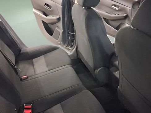 Used 2025 Nissan Sentra SV w/ All-Weather Package FWD image 17