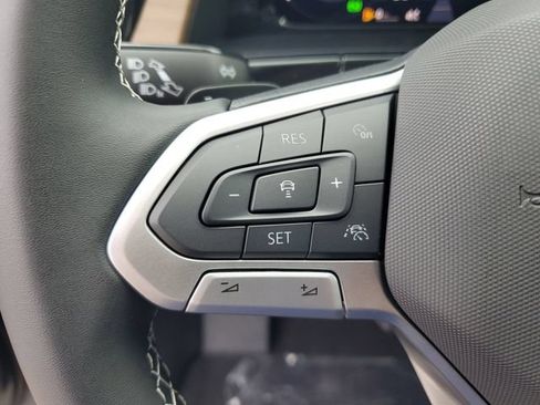 New 2026 Volkswagen Atlas SE FWD image 22