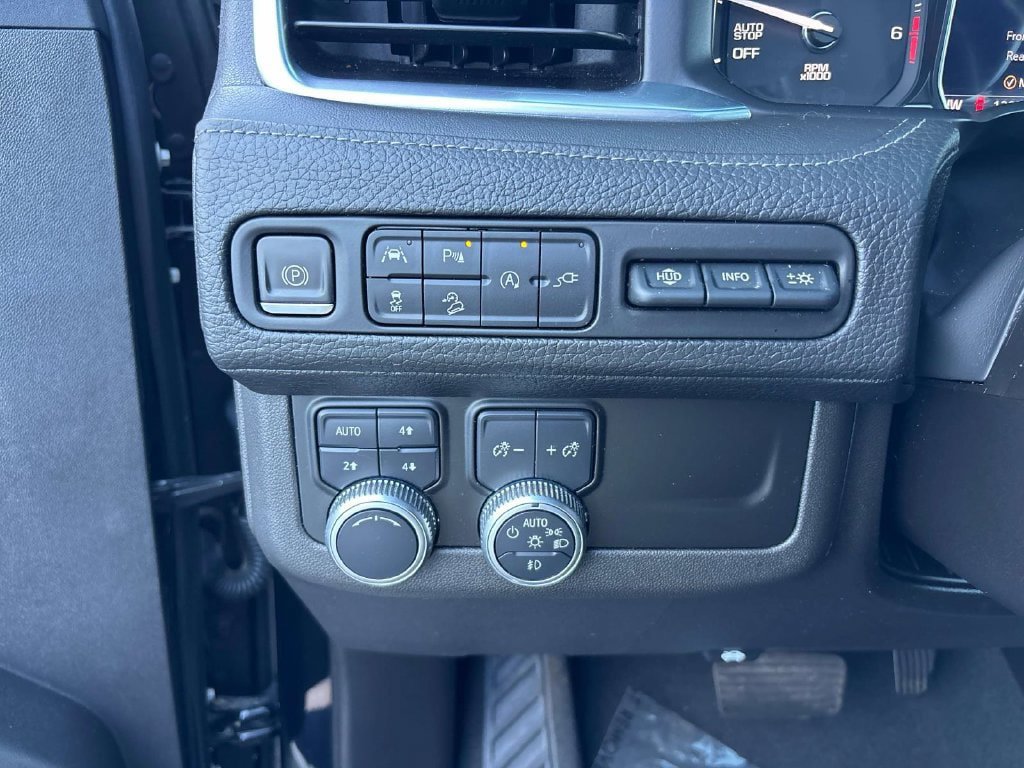 Used 2021 GMC Yukon Denali AWD/4WD image 23