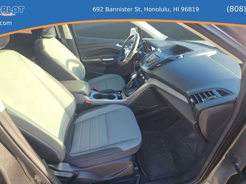Used 2016 Ford Escape SE FWD image 9