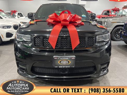 Used 2020 Jeep Grand Cherokee SRT AWD/4WD image 9