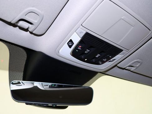 Certified 2026 Acura MDX w/ Technology Package image 24