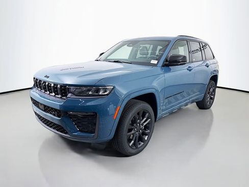 New 2026 Jeep Grand Cherokee Limited AWD/4WD image 3