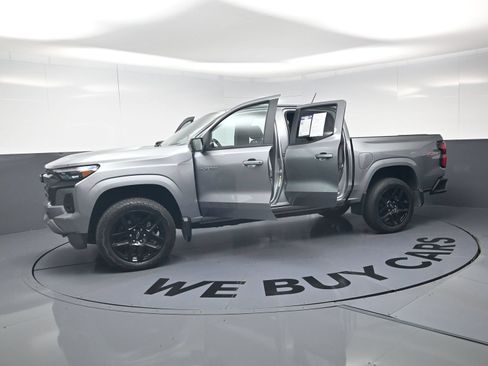 Used 2024 Chevrolet Colorado Z71 w/ Z71 Convenience Package 2 AWD/4WD image 21