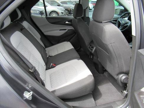 Used 2022 Chevrolet Equinox LT FWD image 29