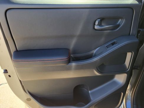 New 2026 Nissan Frontier PRO-4X w/ Tow Package image 15